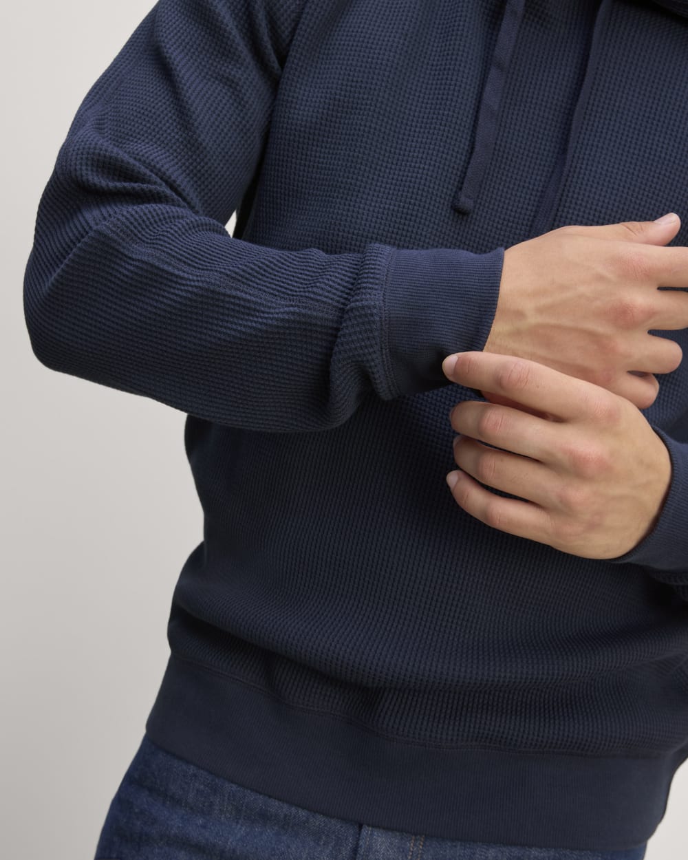 The Waffle-Knit Hoodie | Navy – Everlane