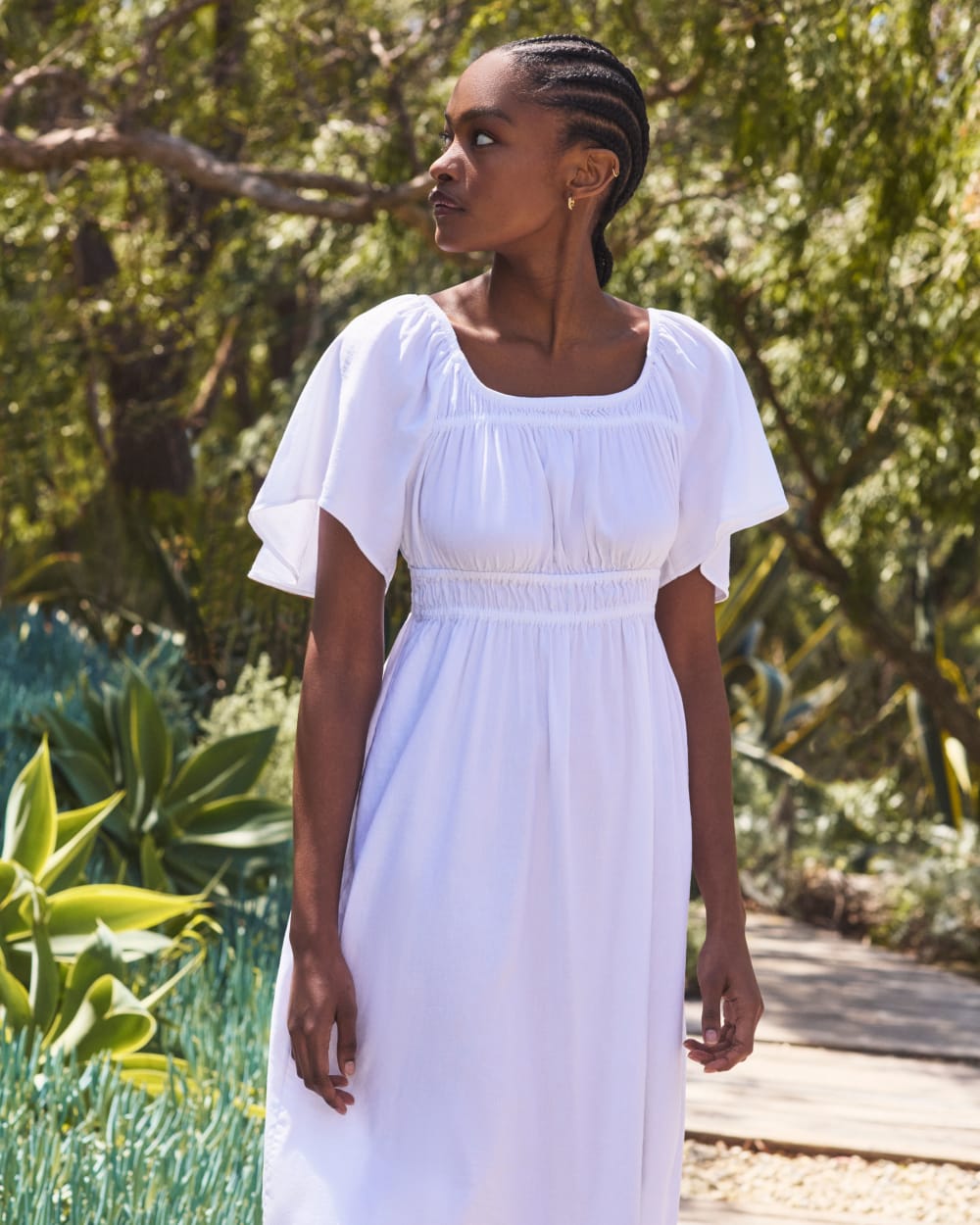The Flutter-Sleeve Dress in Stretch Linen | White The Flutter-Sleeve Dress in Stretch Linen | White
