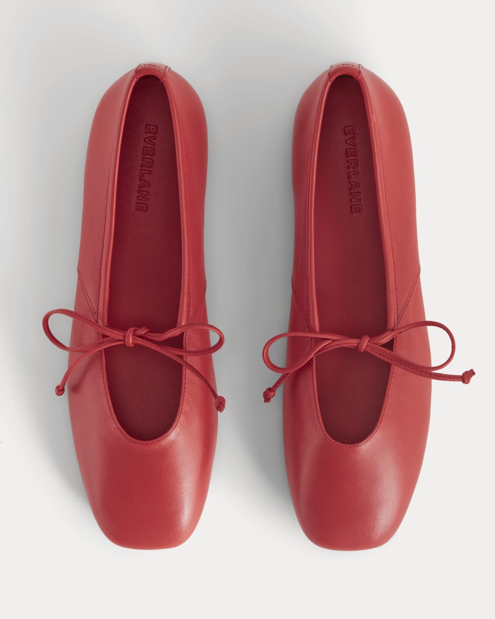 womens-leather-keyhole-flat-classic-red