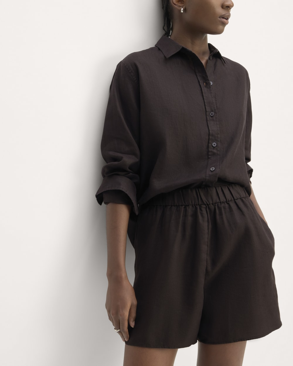 womens-linen-easy-short-black