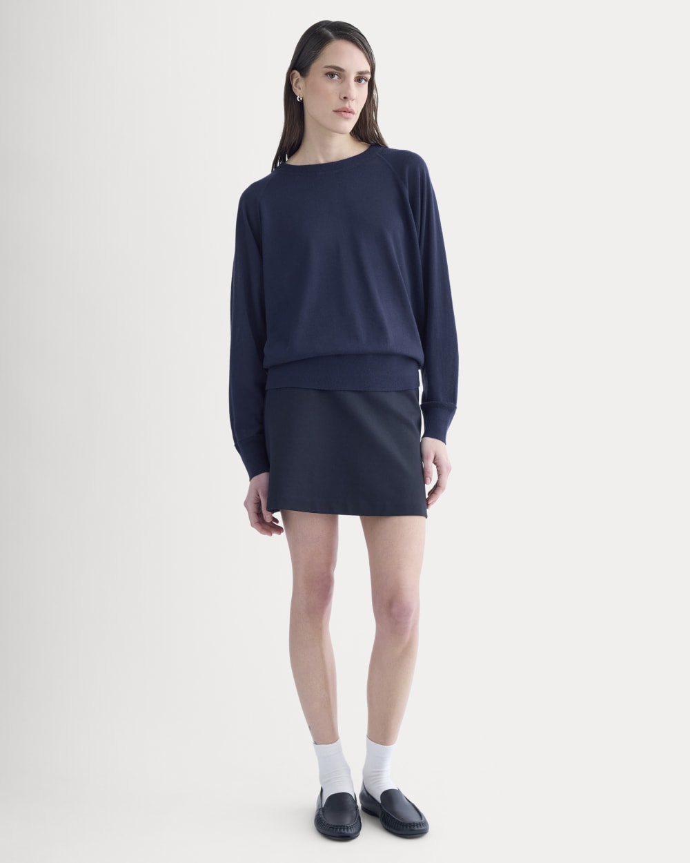 Fruit Of The Loom F62138 - Lightweight Raglan Sweat - Black | UK