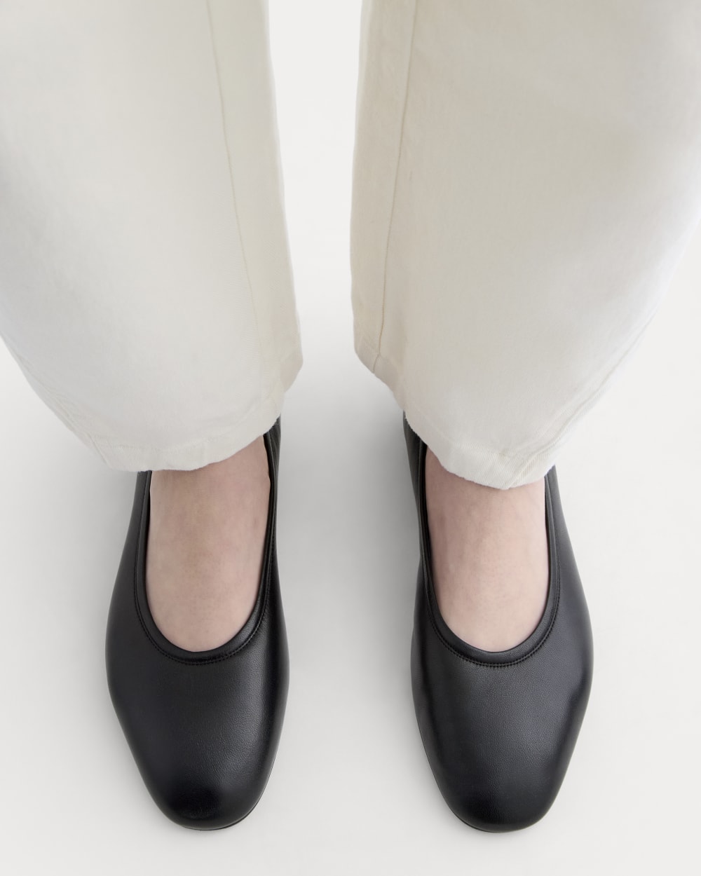 womens-italian-leather-flat-black-leather