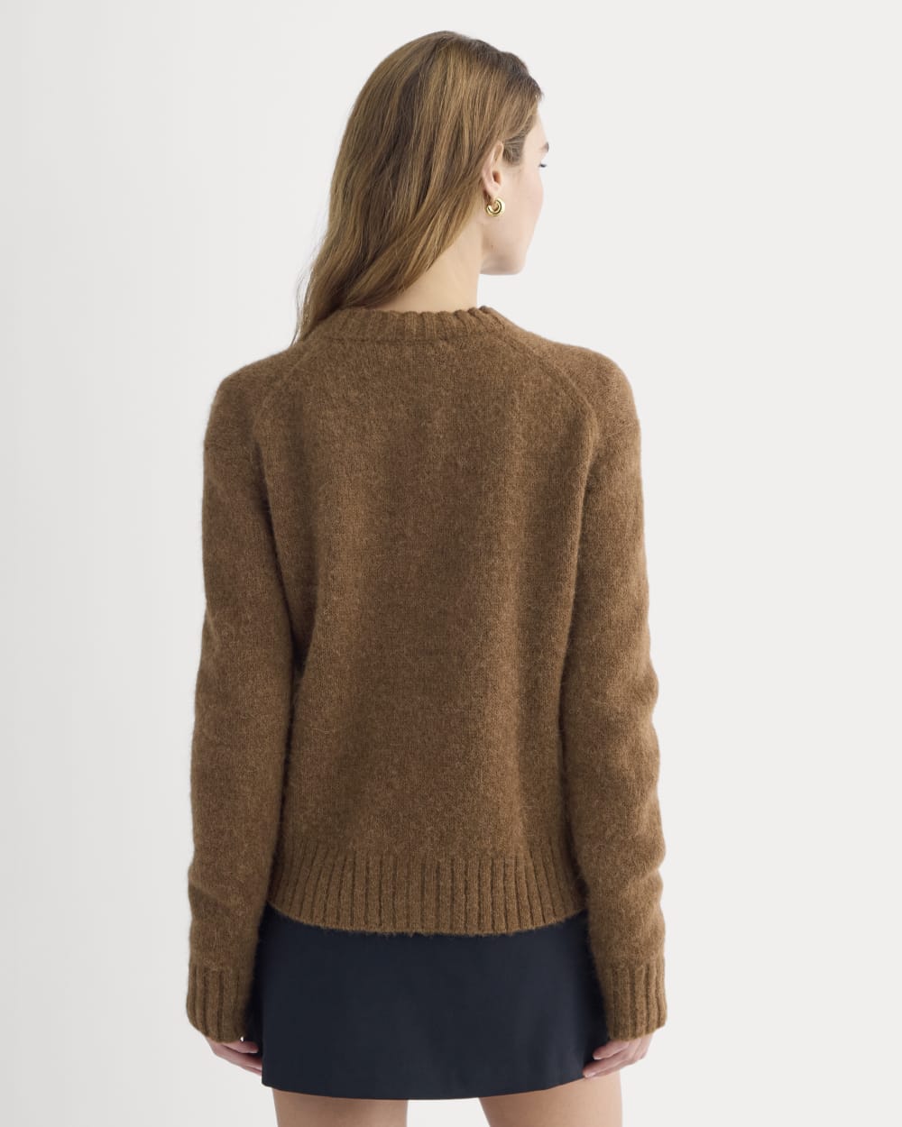The Crew Cardigan in Alpaca | Toffee – Everlane