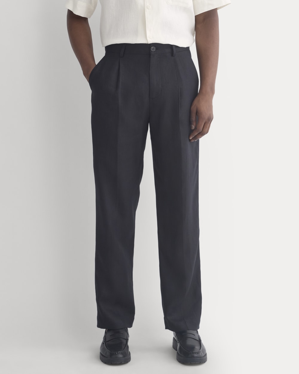 mens-soyeux-linen-pleated-trouser-black