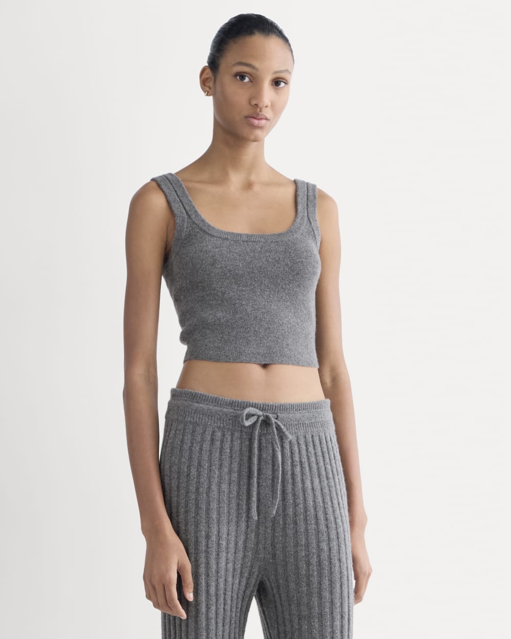 womens-cashmere-cropped-tank-heather-charcoal | primary
