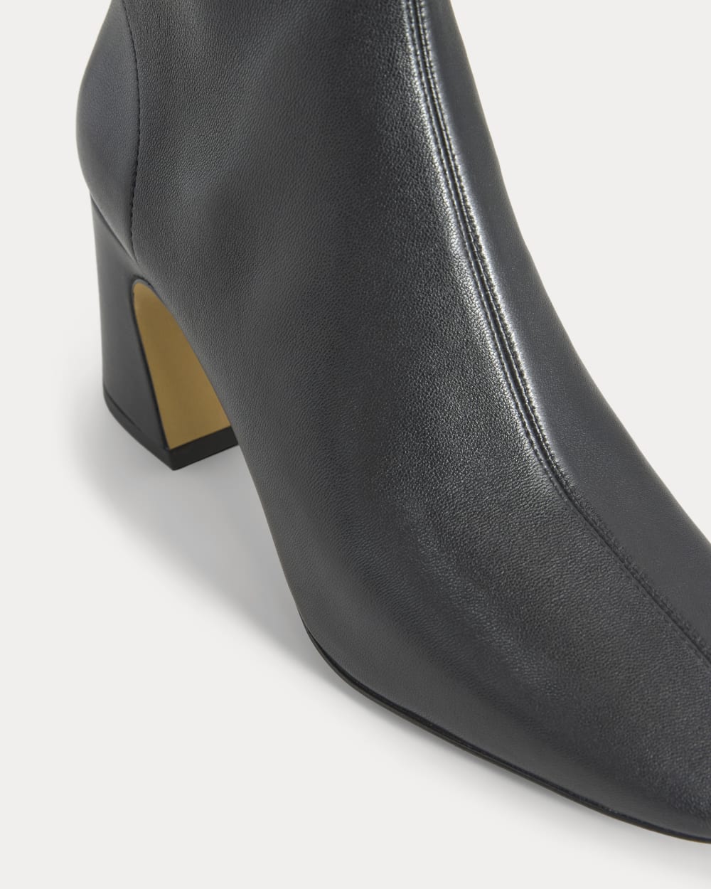 Leather Curved-Heel Boot | Black Everlane Leather Curved-Heel Boot | Black Everlane