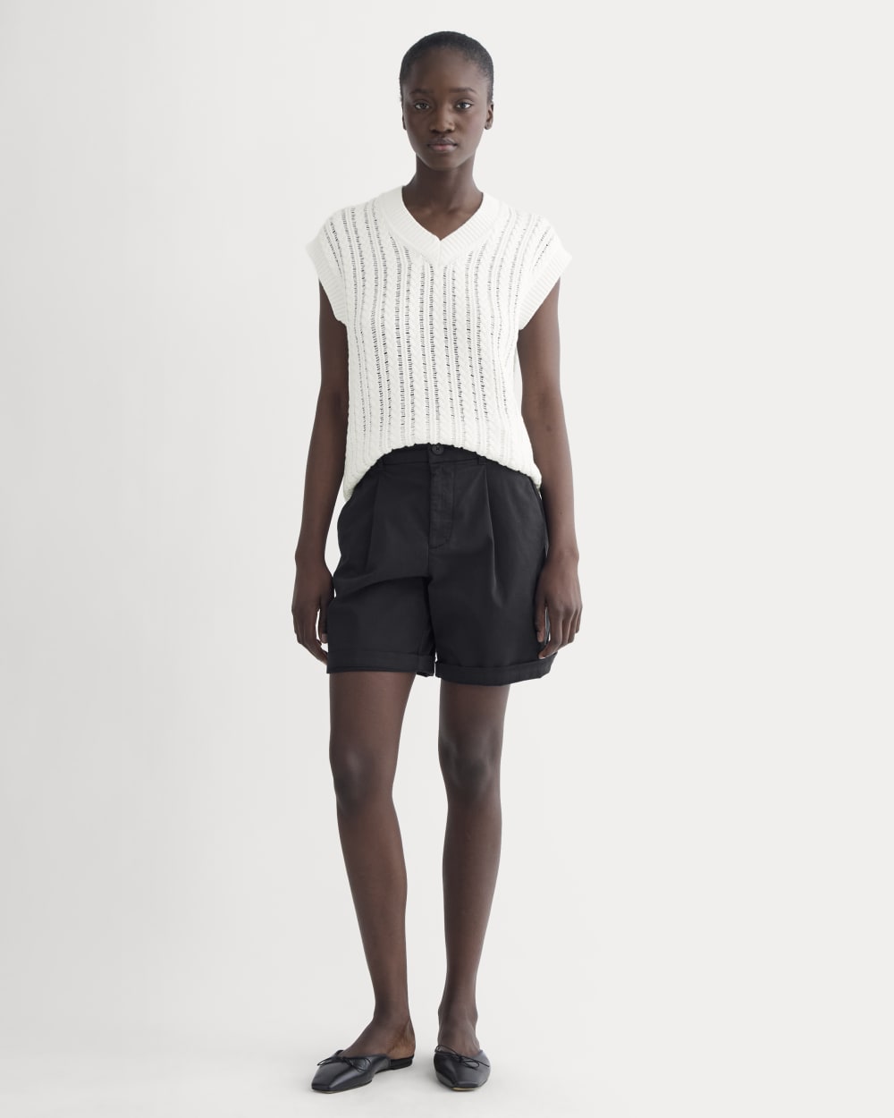 womens-pleated-chino-short-black | primary