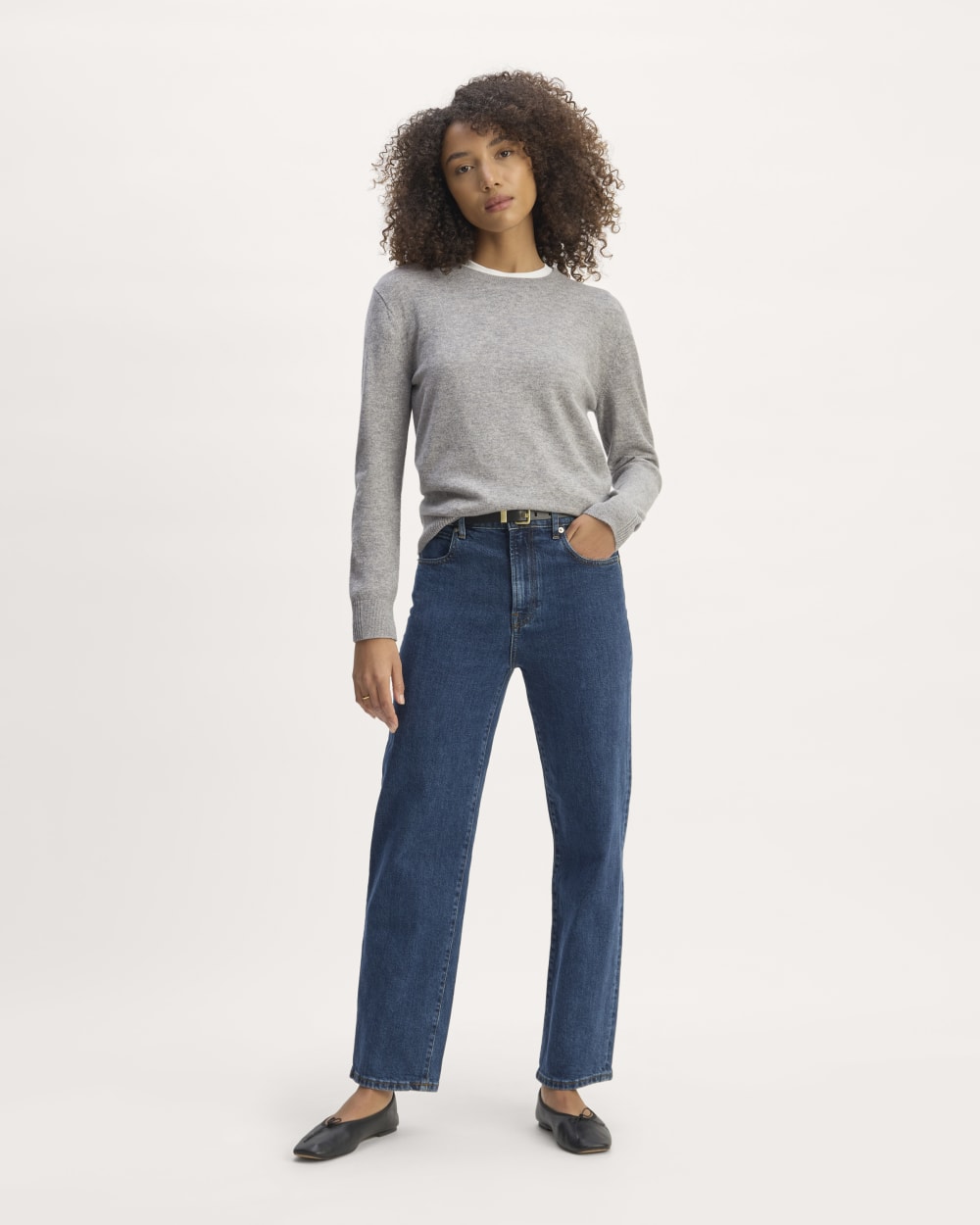 womens-cashmere-classic-crew-sweater-light-heather-grey