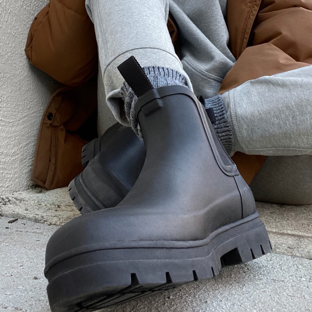 womens-rain-boot-black