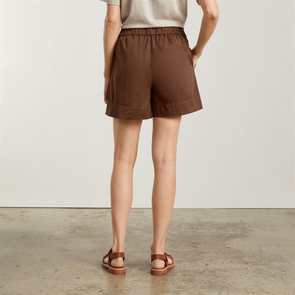 womens-easy-modern-chino-short-espresso | alt