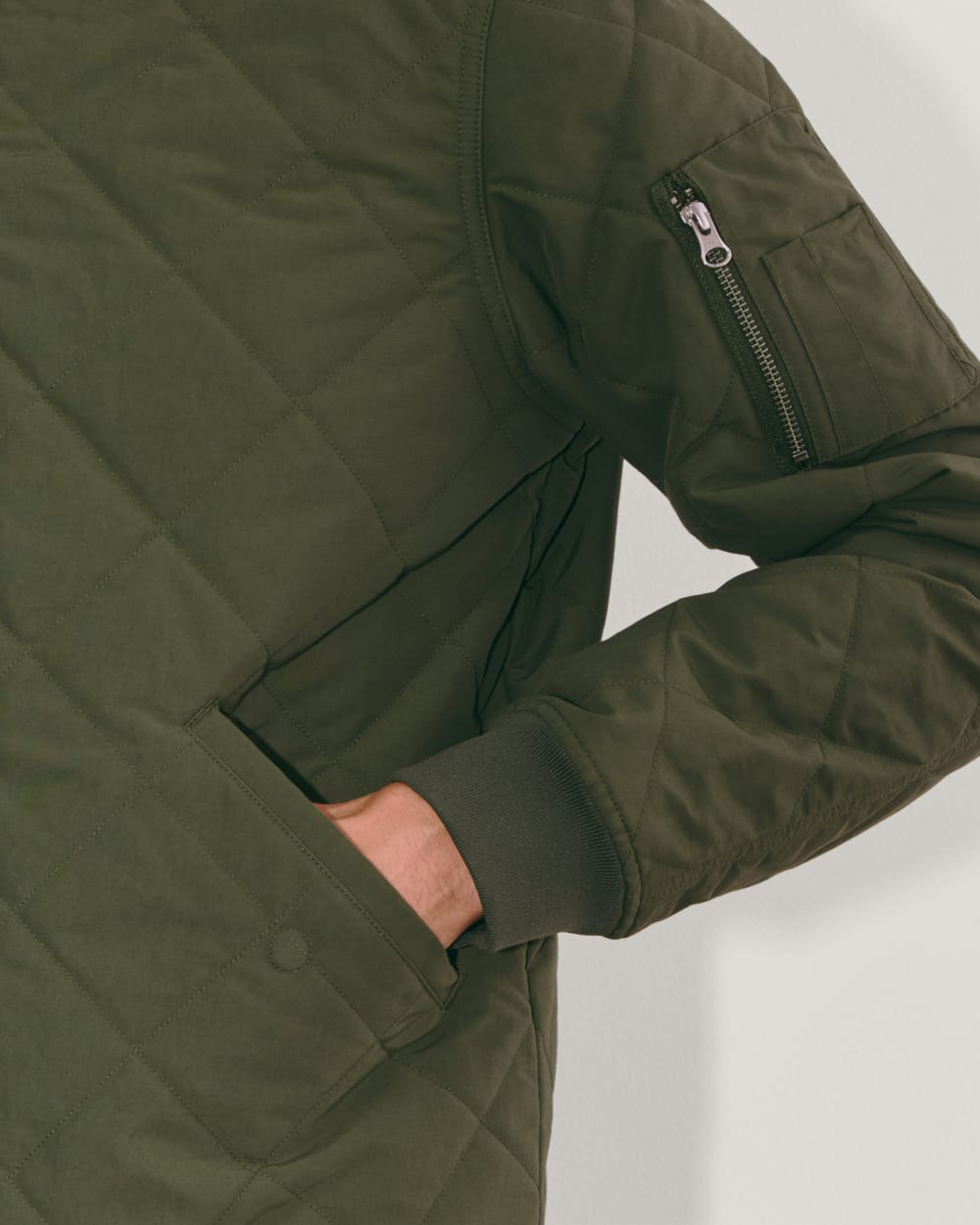 mens-diamond-quilt-bomber-dark-forest
