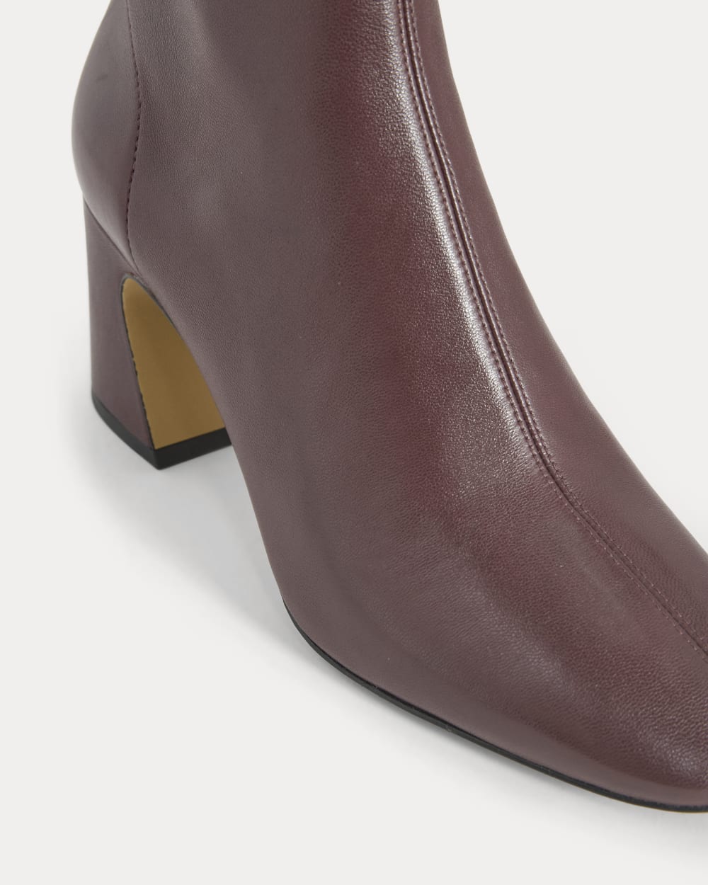 Leather Curved-Heel Boot | Burgundy Everlane Leather Curved-Heel Boot | Burgundy Everlane