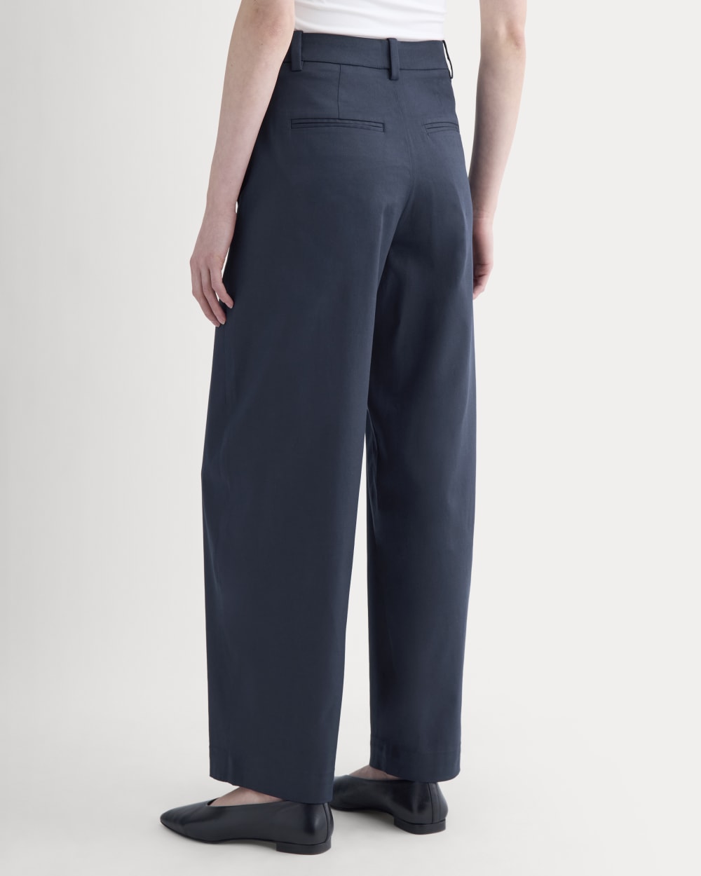 womens-tailored-drape-balloon-pant-navy