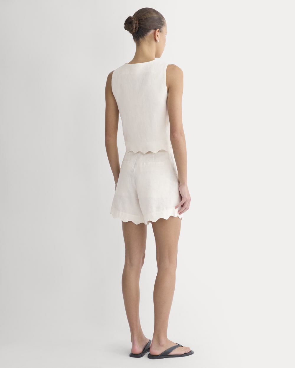 womens-tie-front-scallop-tank-in-linen-bone