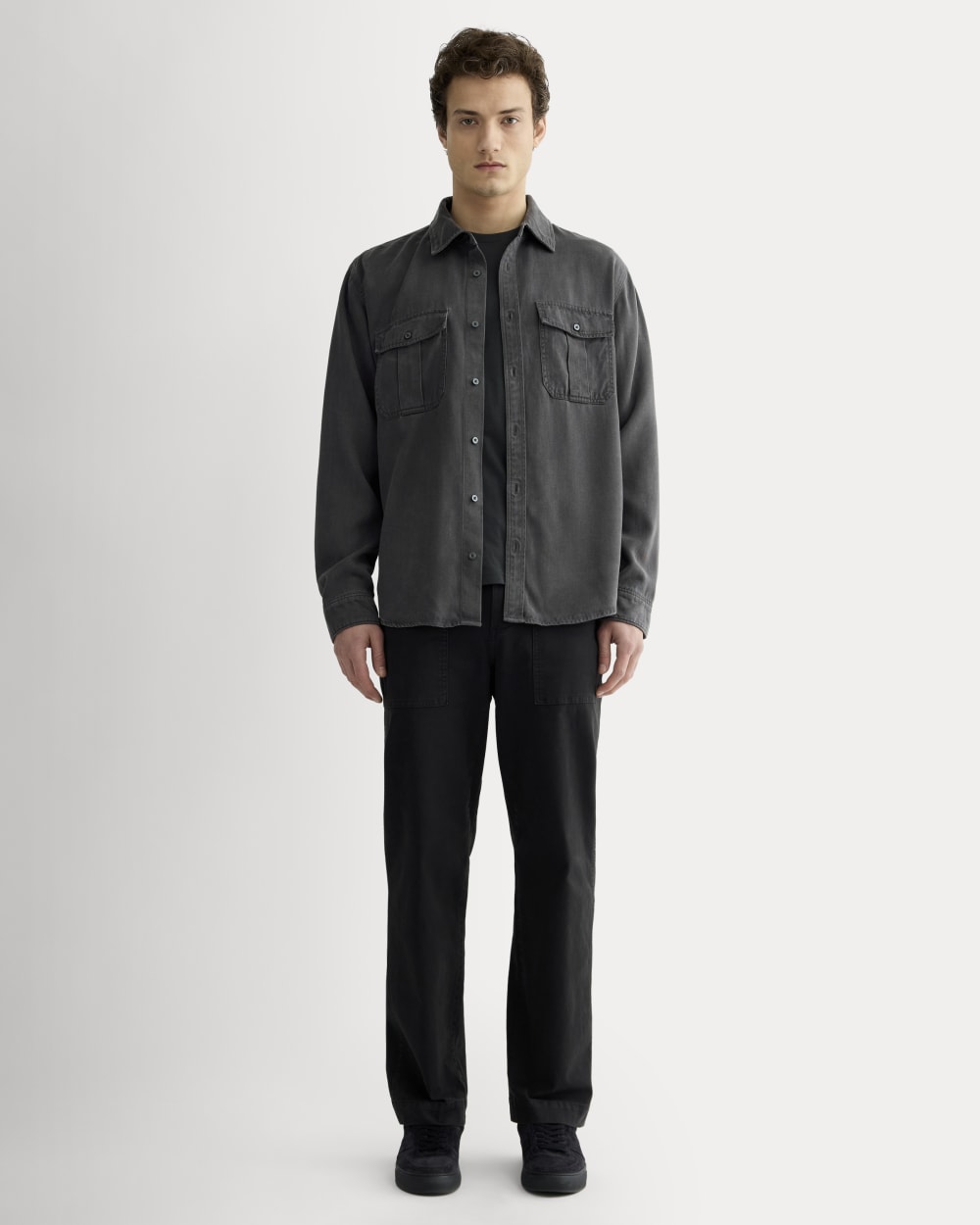 The Utility Shirt Jacket in Buttersoft | Graphite – Everlane