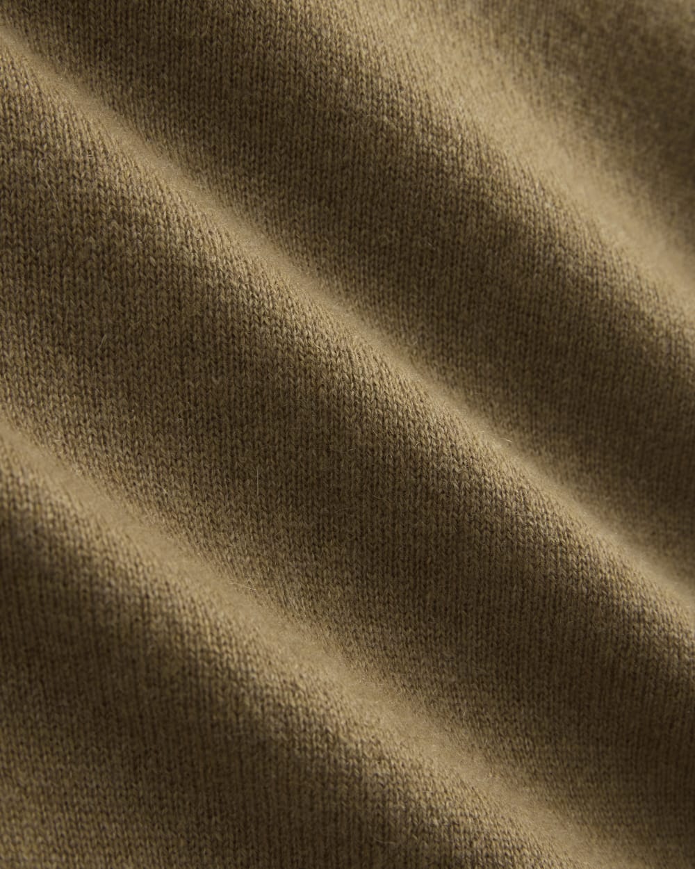 womens-cashmere-slim-crew-sweater-toast