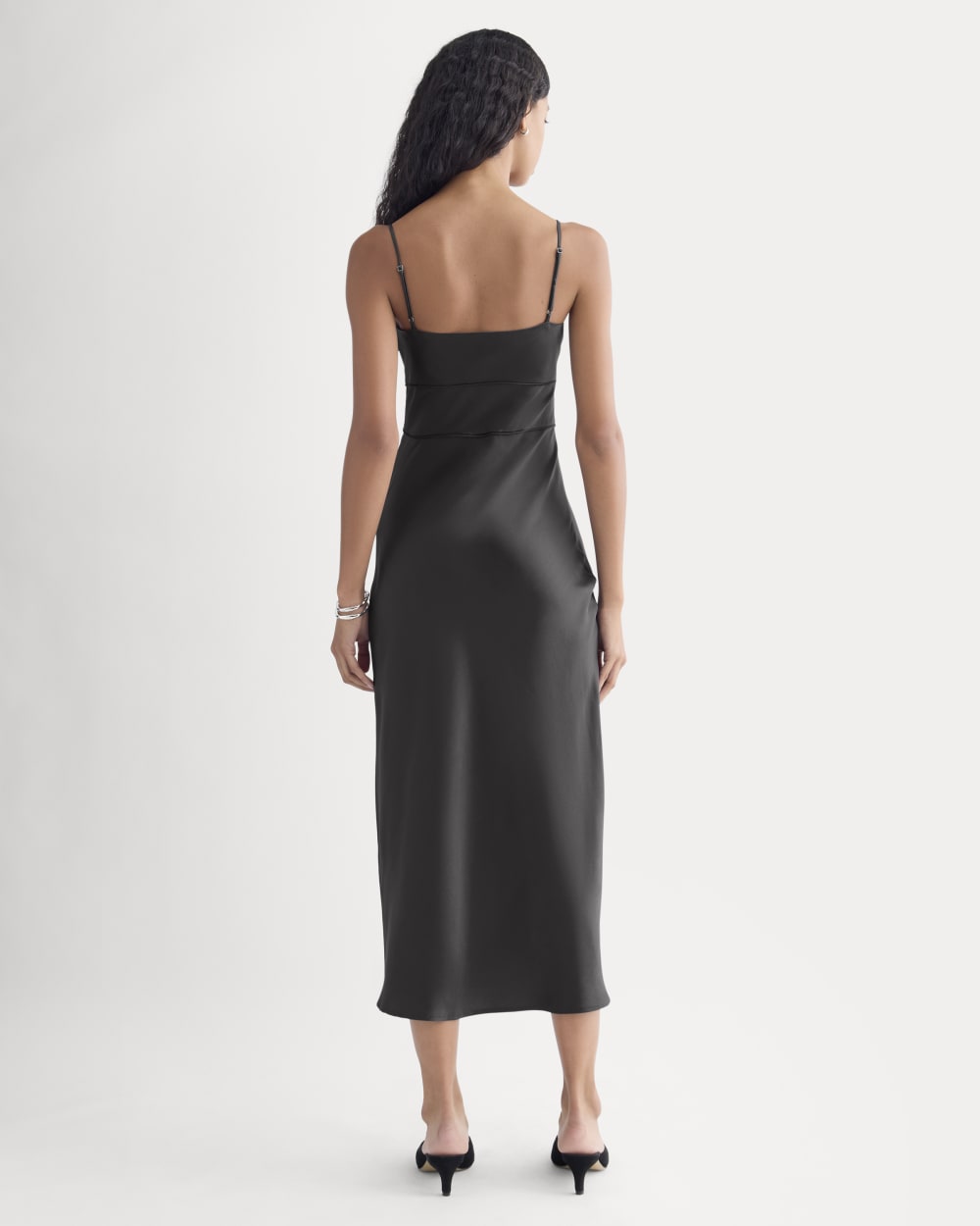 Everlane Bias Cut Slip Dress In Silk Charmeuse In Graphite, Size 00