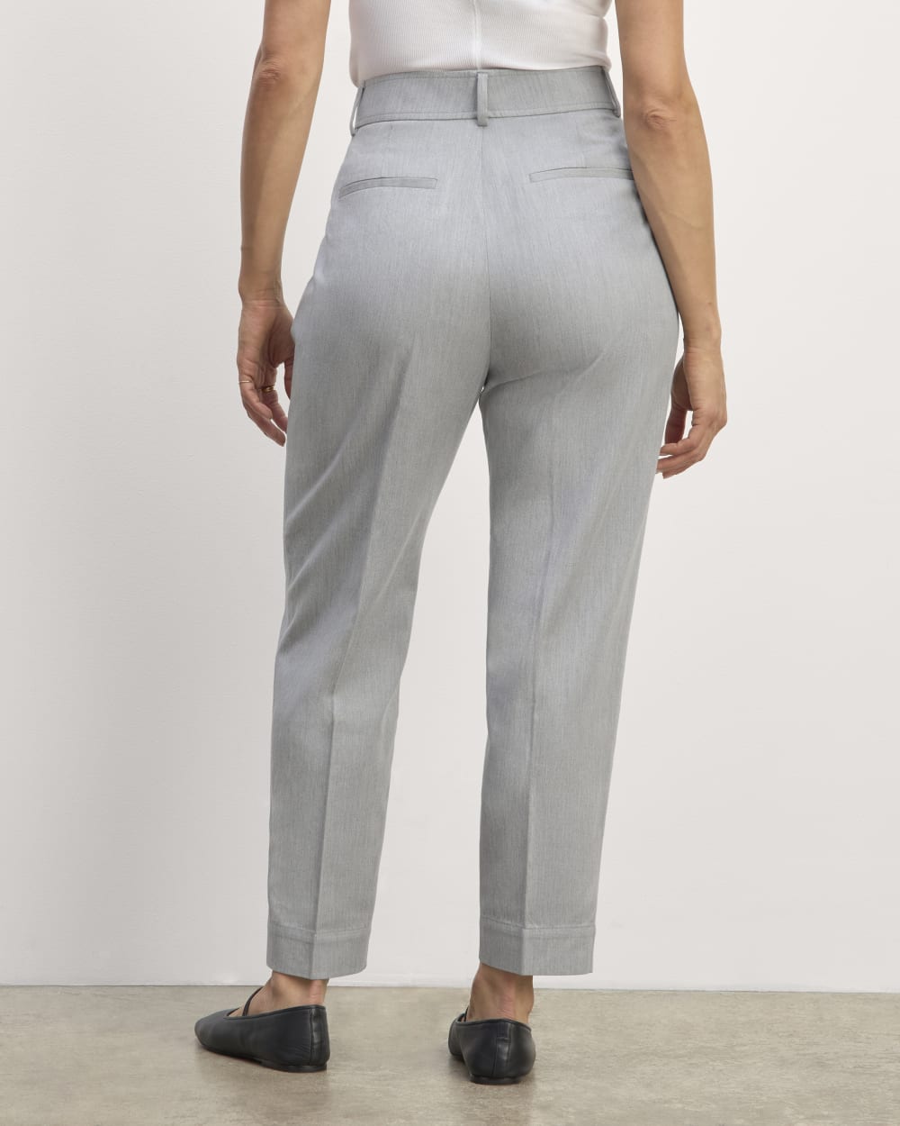 【ENFOLD】2024年SS DRAPE TAPERED-TROUSERS The Draper Tapered Pant in Buttersmooth | Heather Steel – Everlane