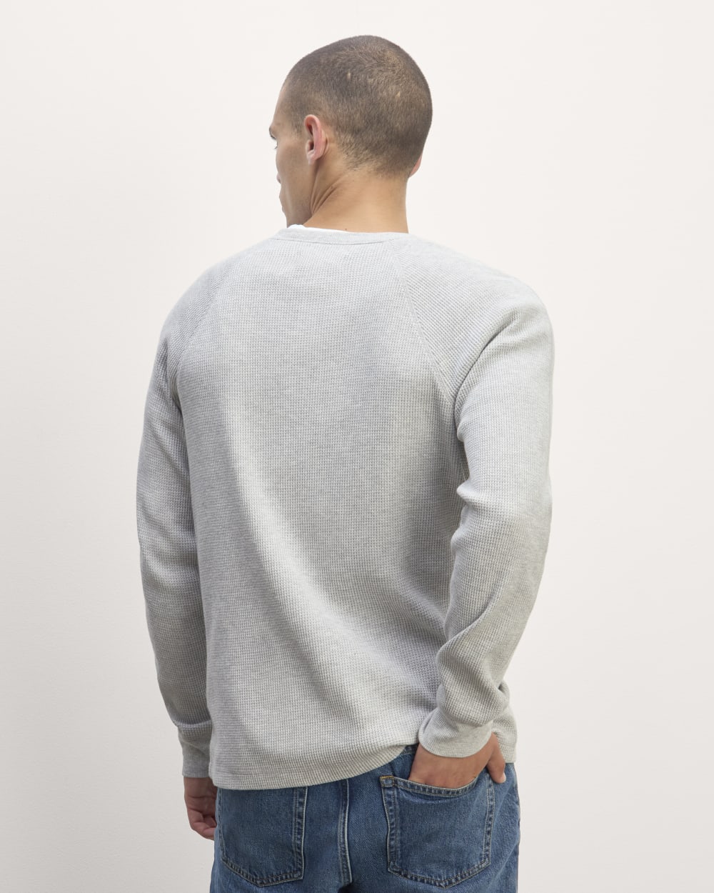 The Waffle Long-Sleeve Henley | Heathered Light Grey – Everlane