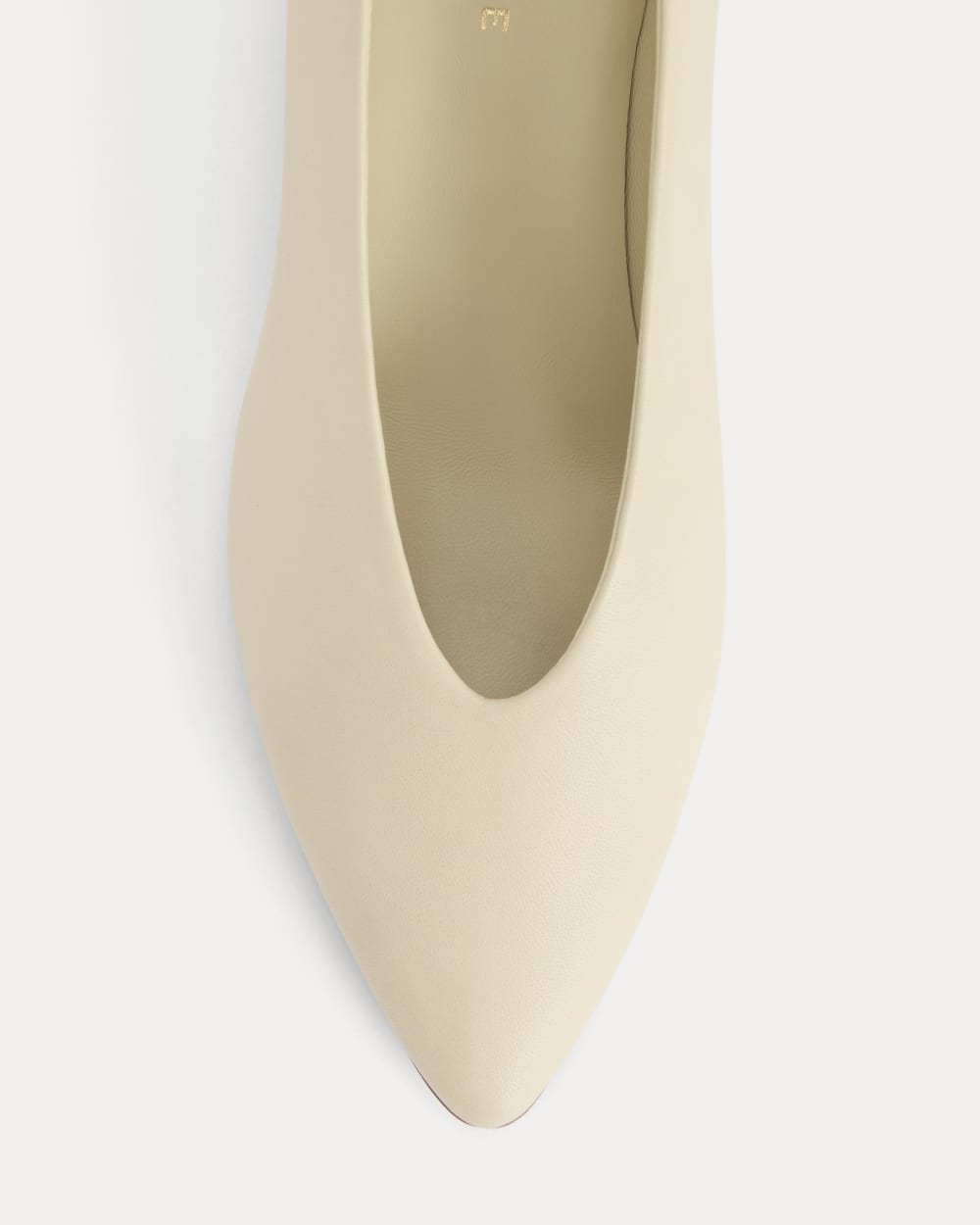 womens-italian-leather-almond-toe-pump-crema