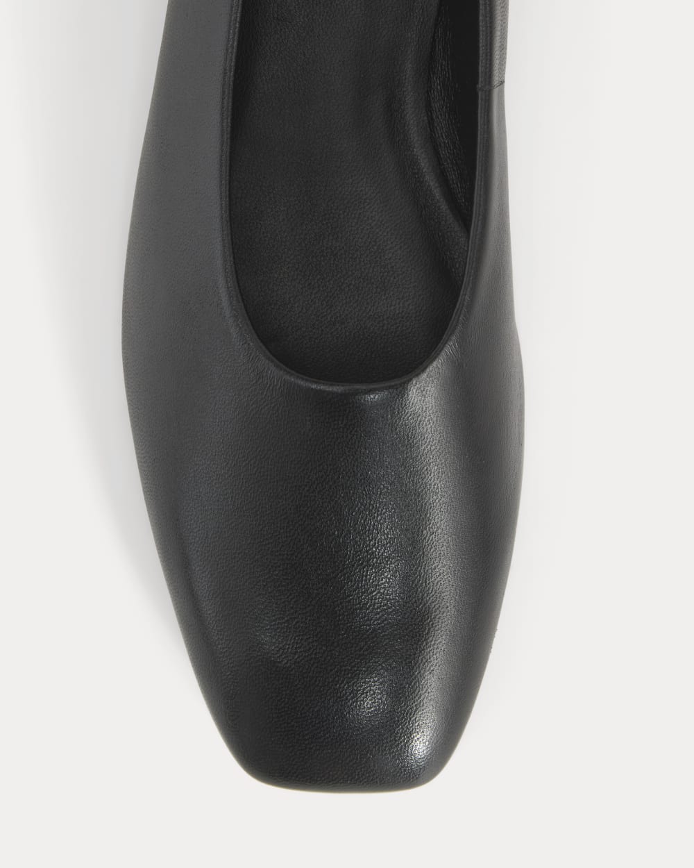 Gallery Square-Toe Flat | Black – Everlane