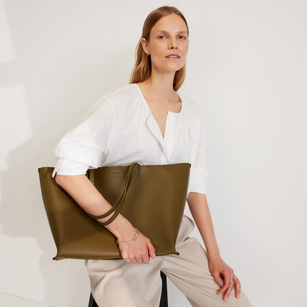 womens-luxe-italian-leather-tote-beech | alt