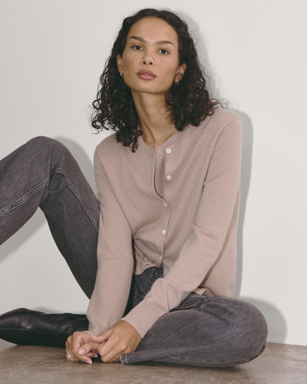womens-cashmere-classic-crew-cardigan-dusty-rose