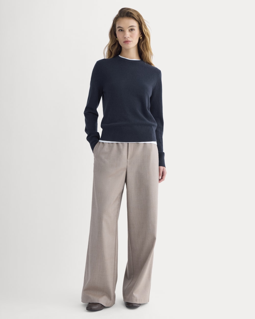 womens-cashmere-slim-crew-sweater-navy