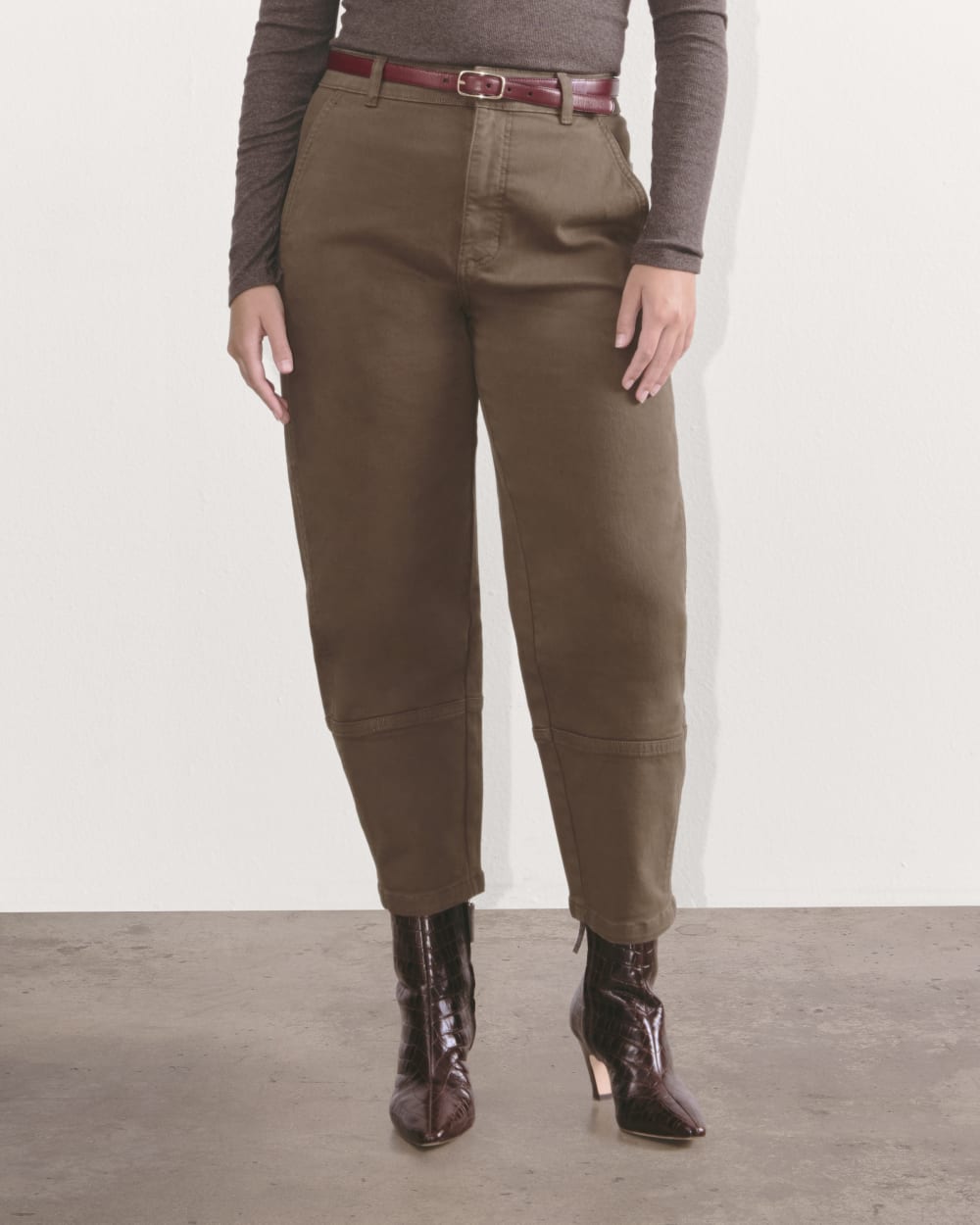 The Utility Barrel Pant | Cocoa  | Regular