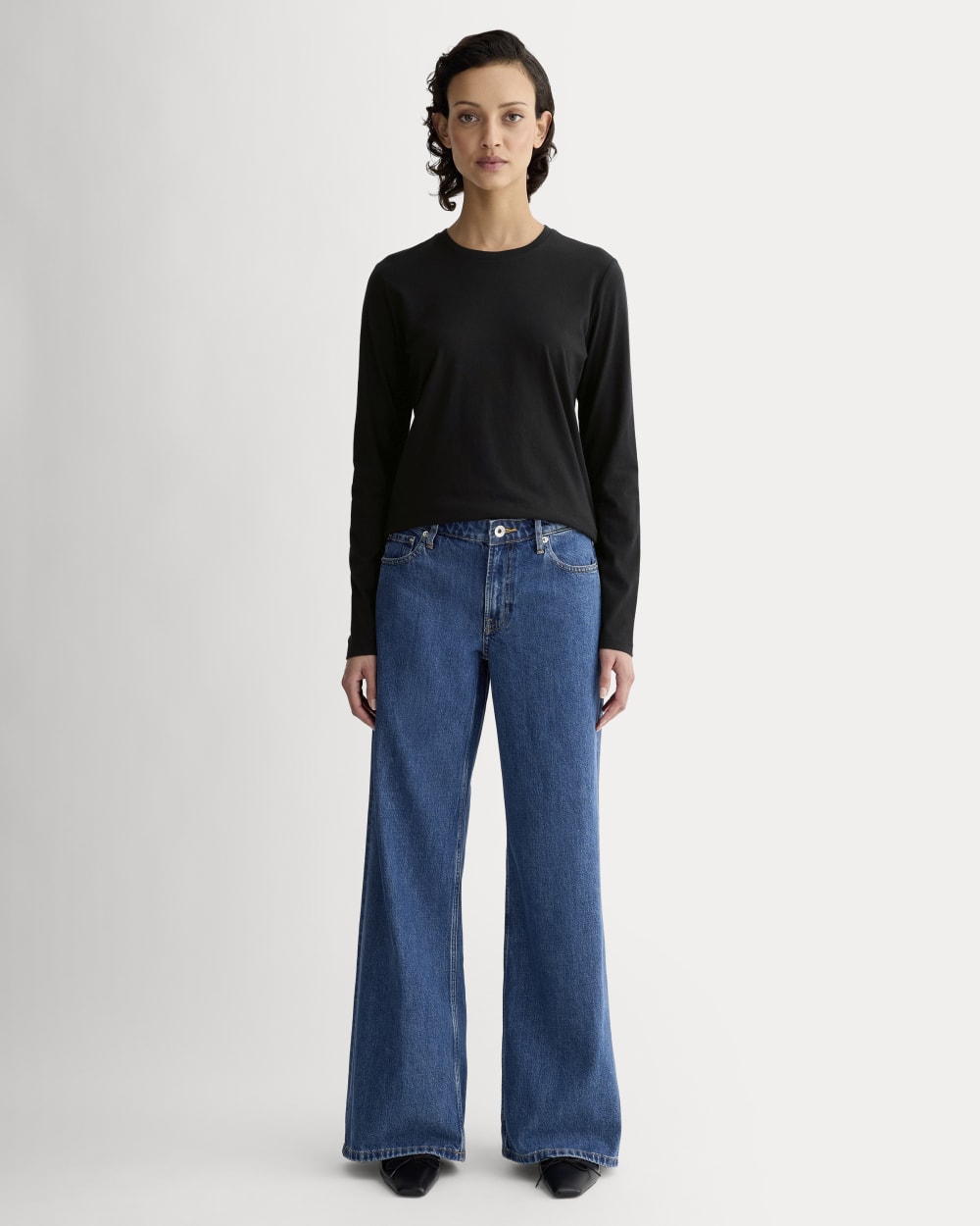 womens-essential-slim-long-sleeve-crew-black