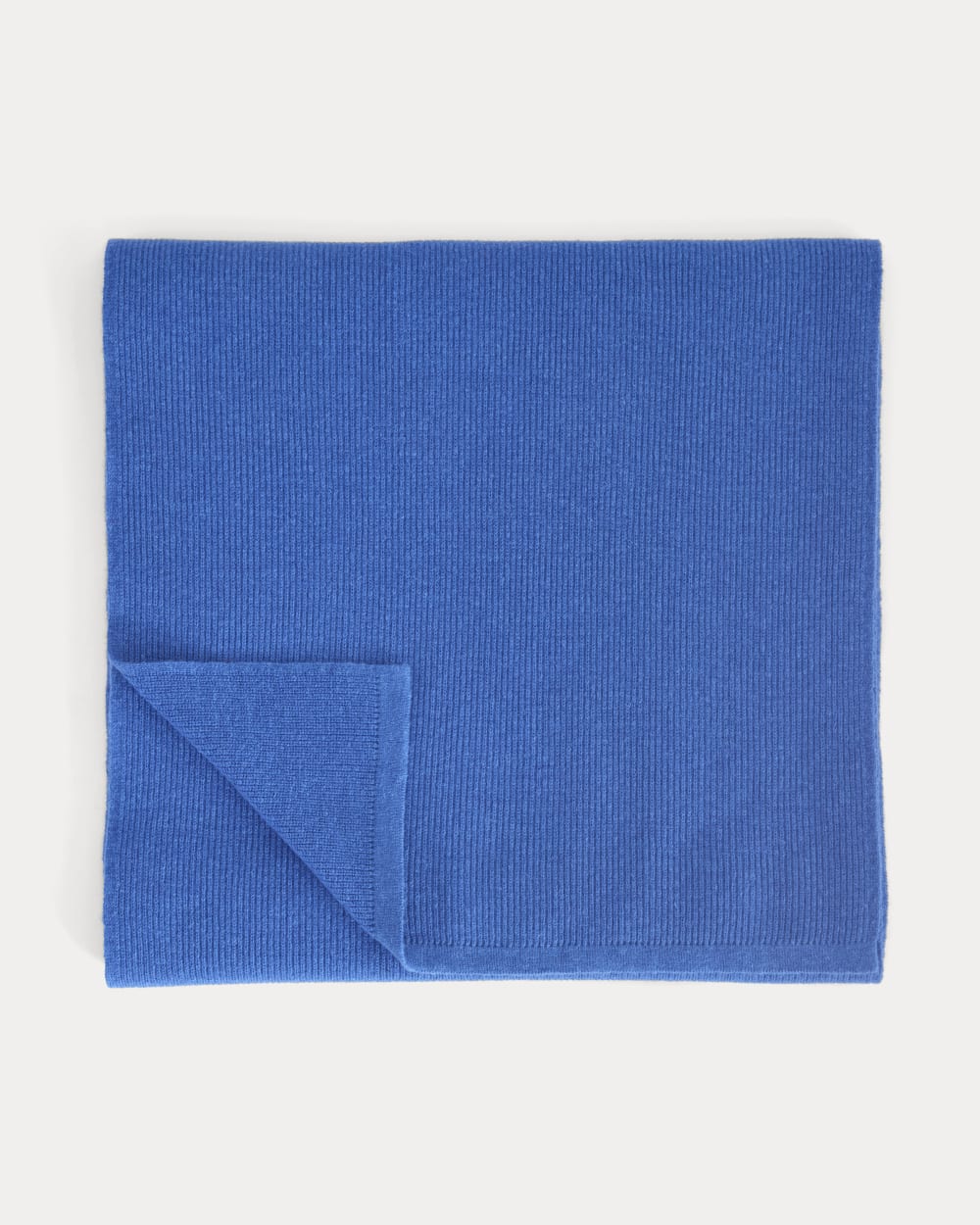 The Cabin Scarf | Classic Blue – Everlane