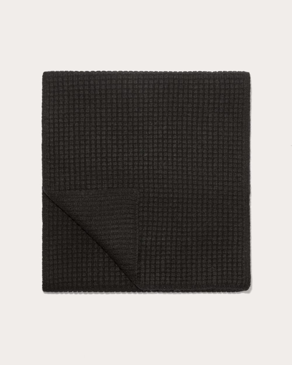 mens-wool-waffle-scarf-black