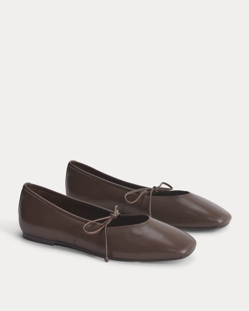 Leather Keyhole Flat | Black