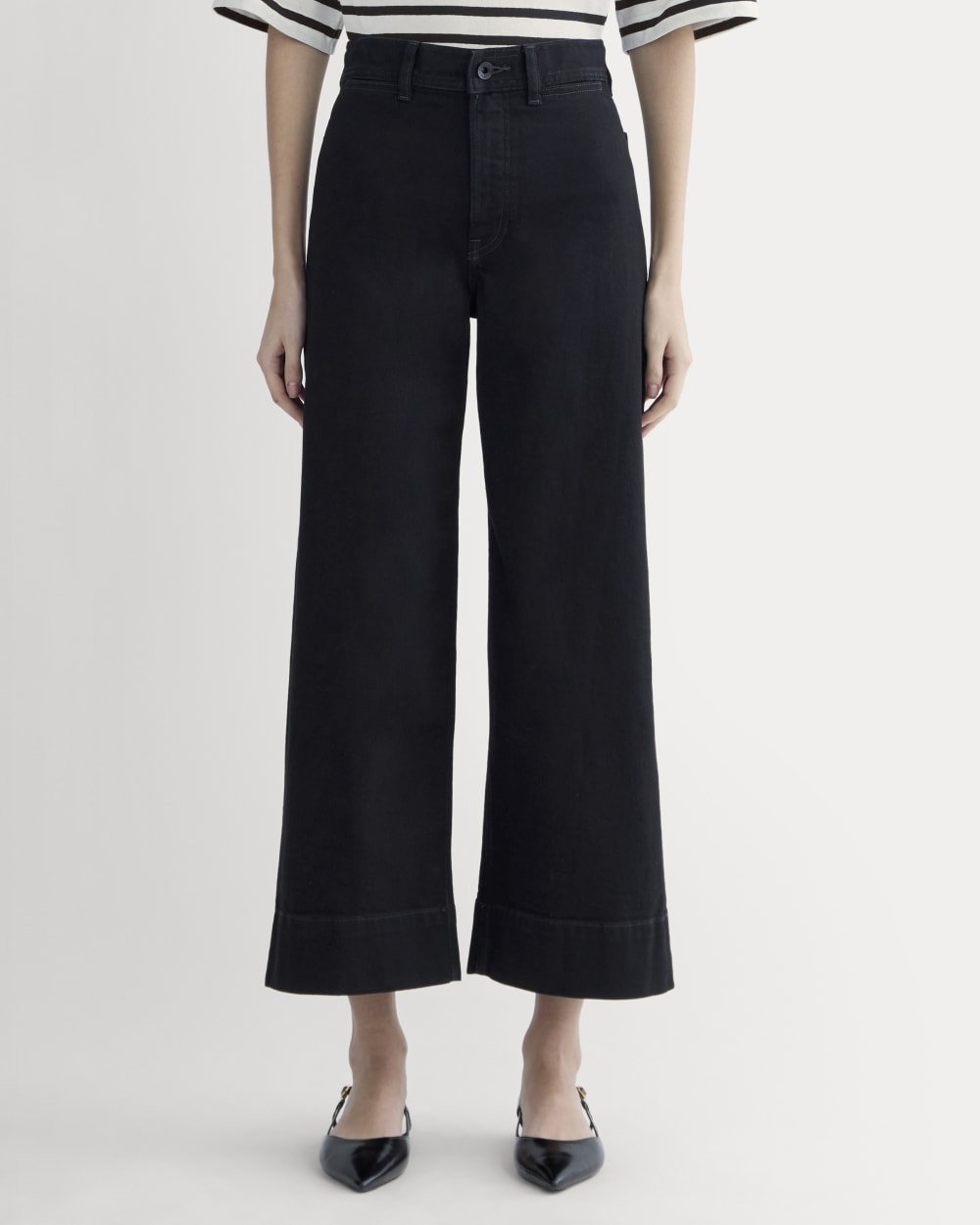 womens-cropped-mariner-jean-black