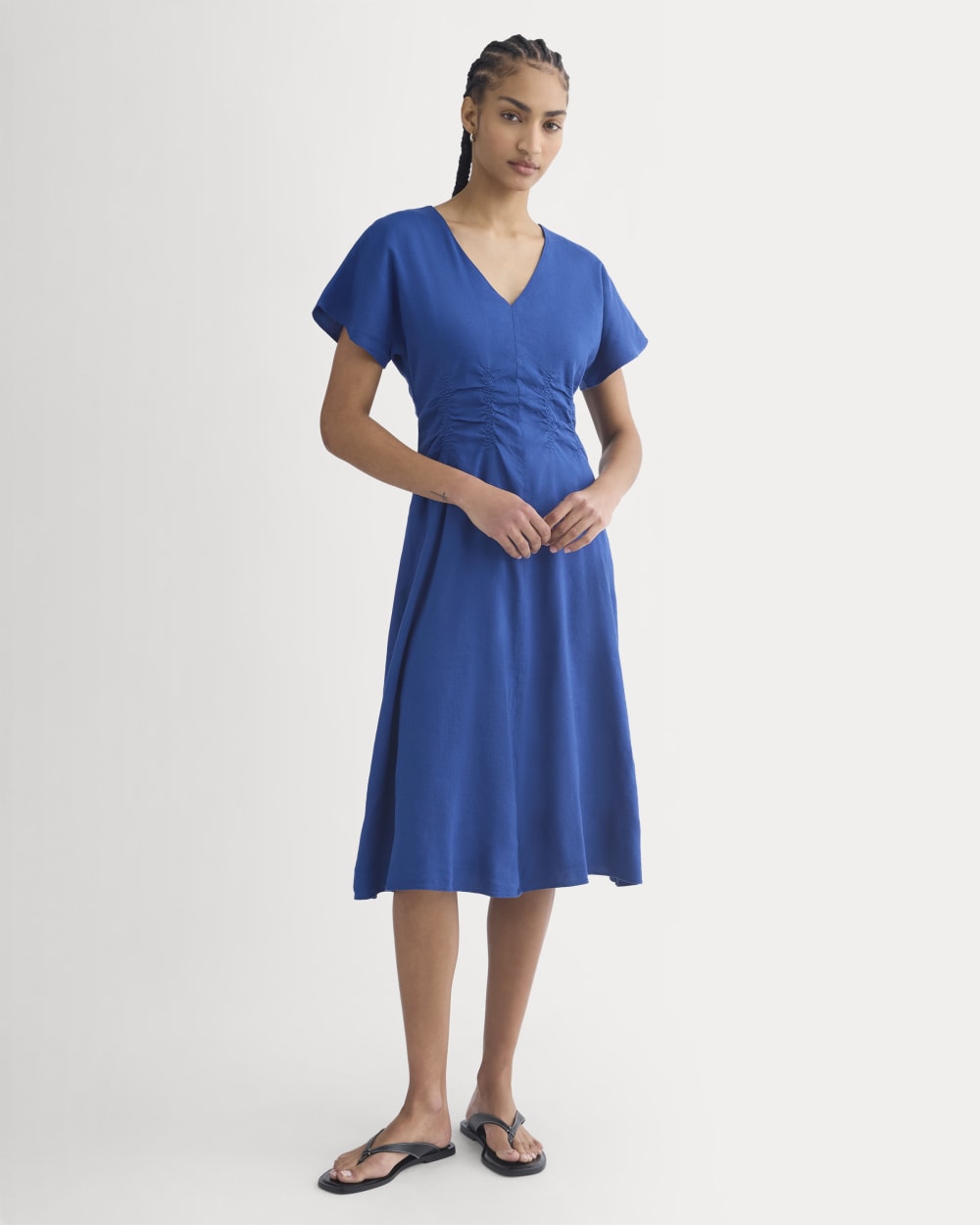 Cinched Dress in Stretch Linen Cinched Dress in Stretch Linen
