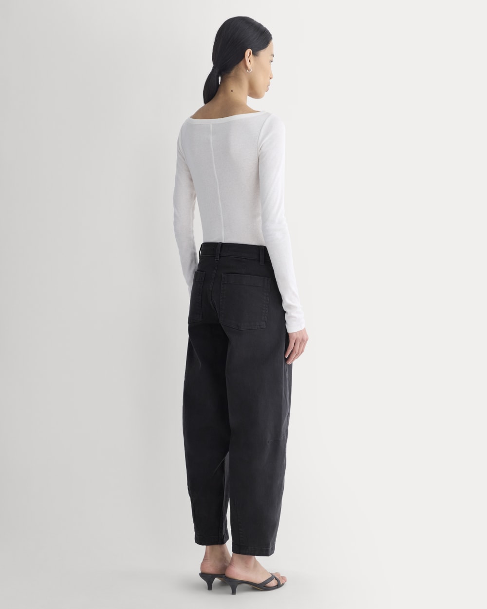 womens-twisted-seam-barrel-pant-black