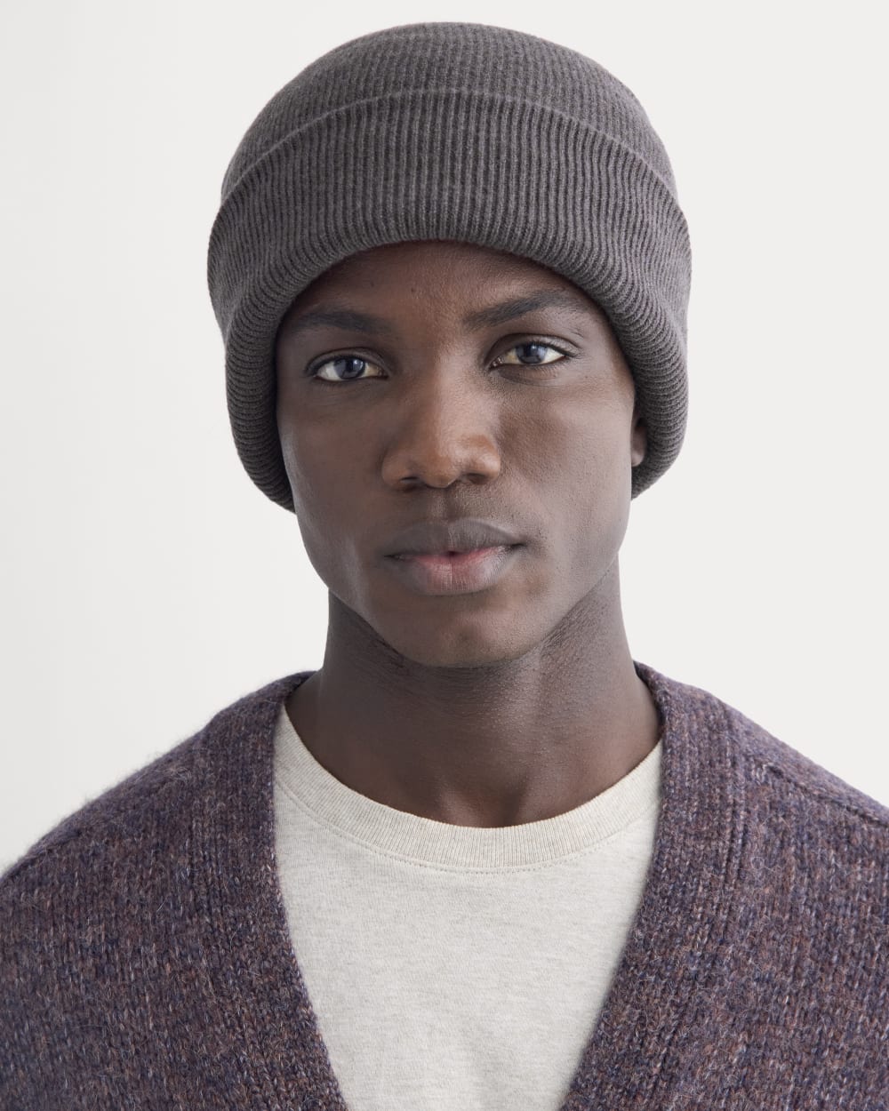 mens-gifting-beanie-heathered-burgundy | alt