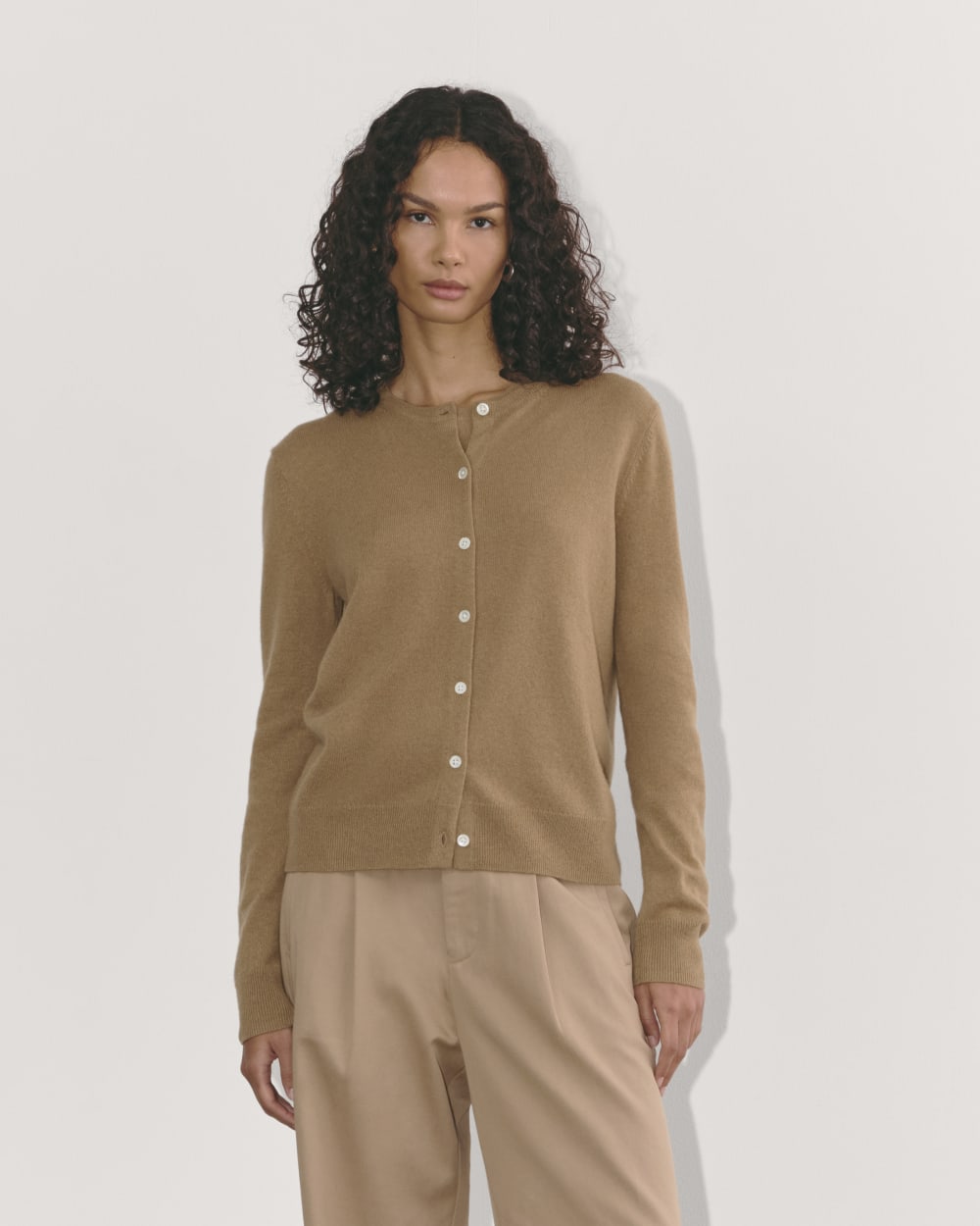 womens-cashmere-classic-crew-cardigan-tigers-eye | primary