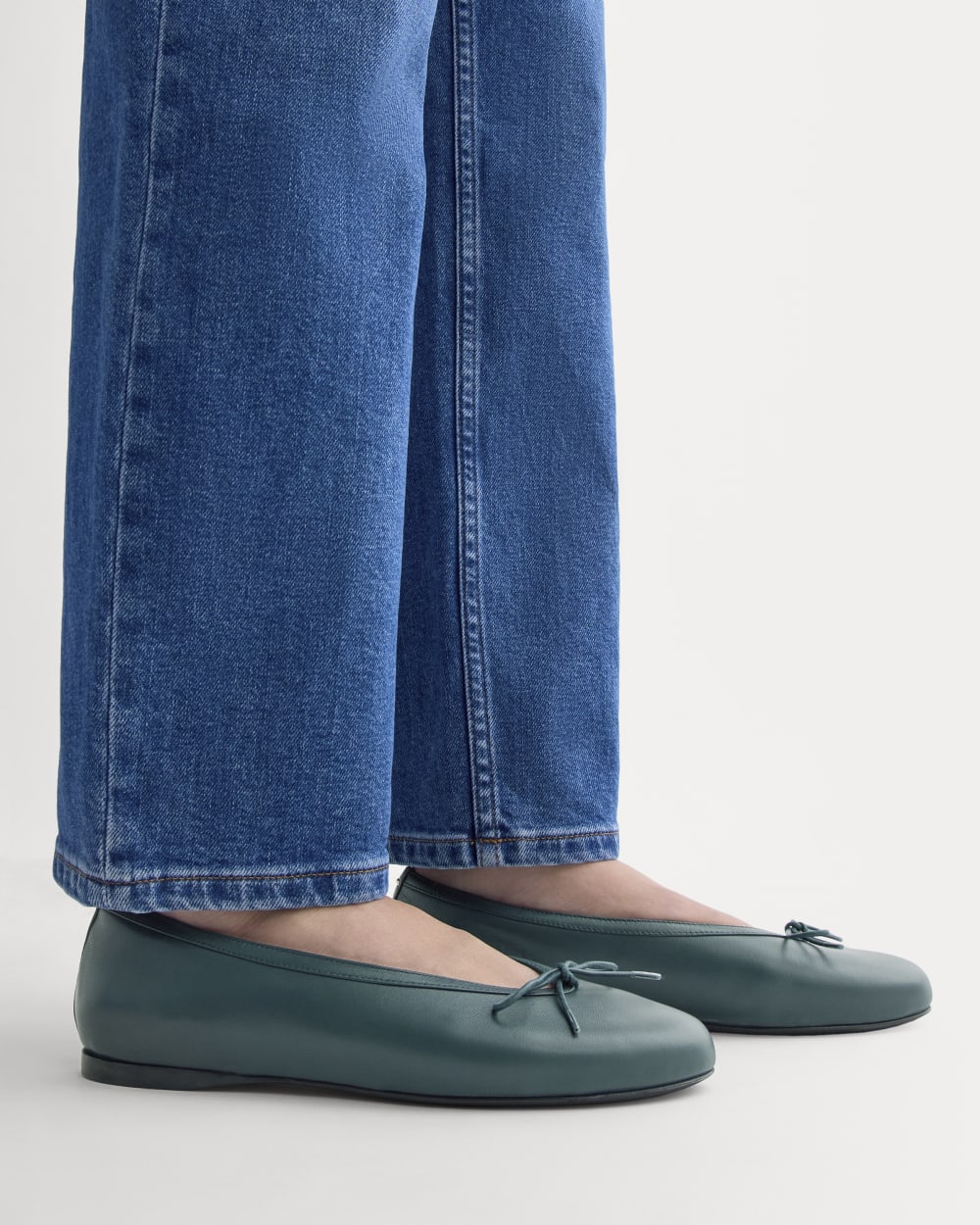 womens-italian-leather-ballet-flat-juniper