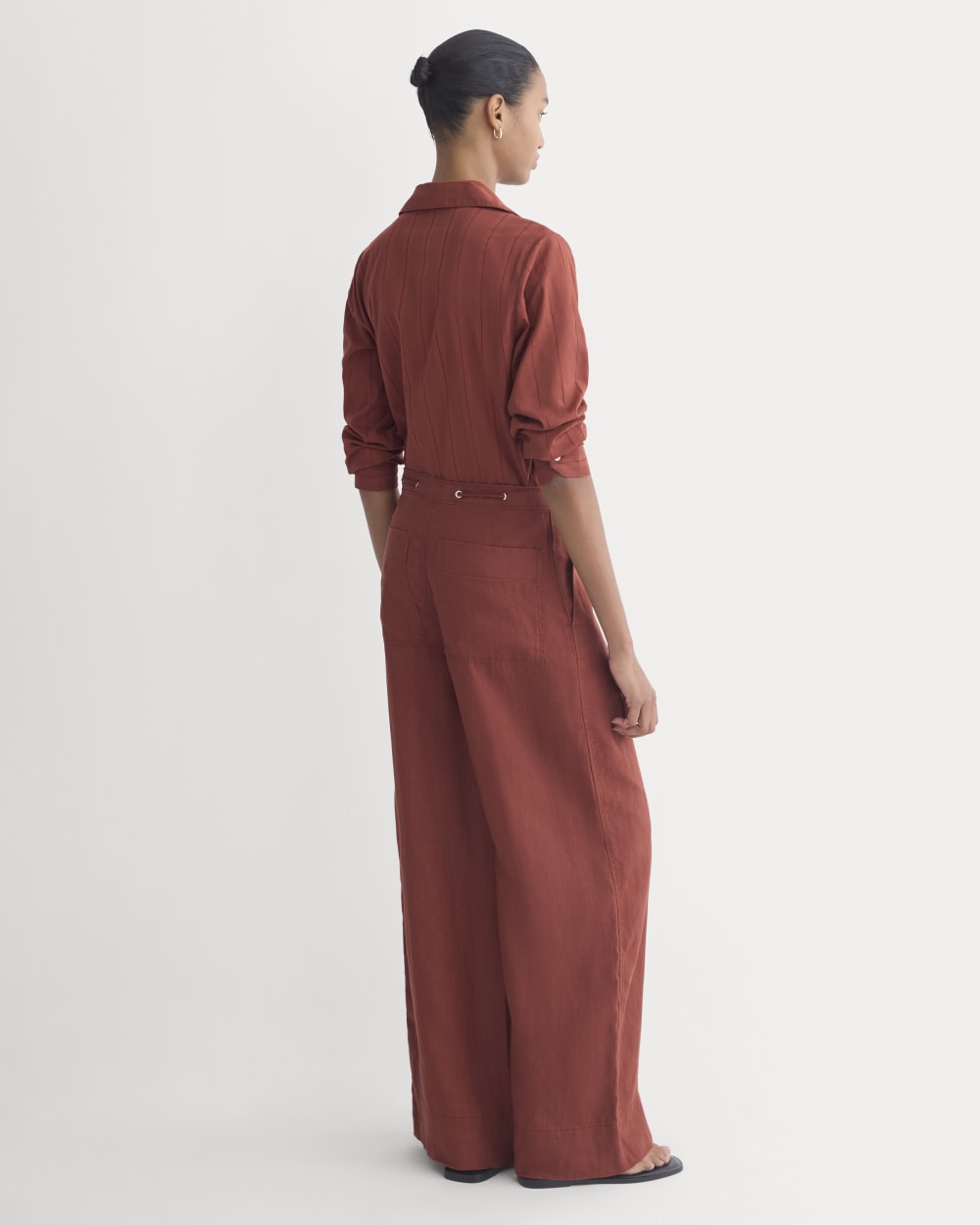 womens-wide-leg-drawstring-pant-in-linen-henna-red