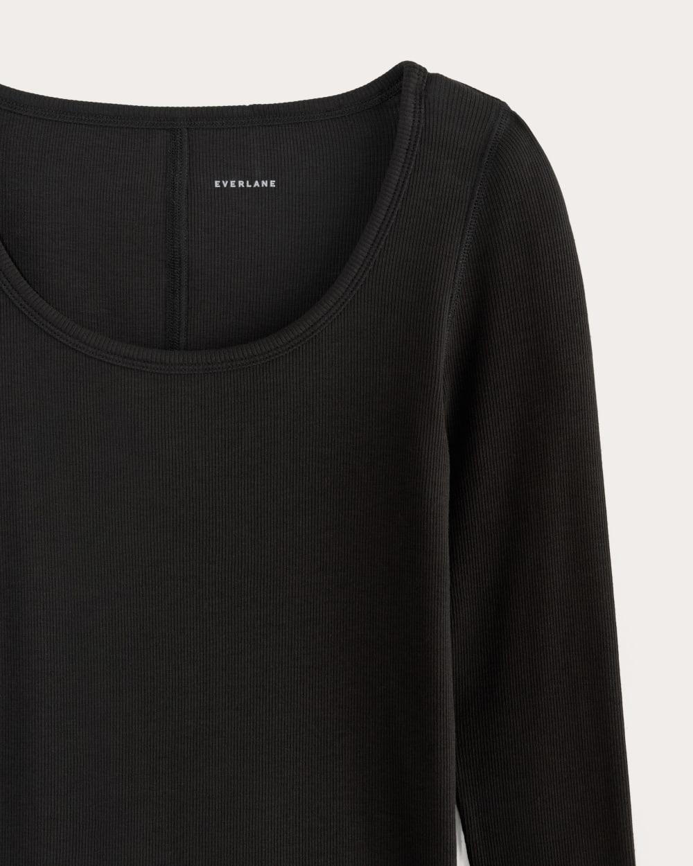The Luxe Rib Long-Sleeve Scoop-Neck Tee | Black – Everlane