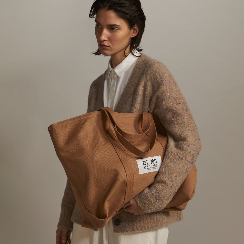 unisex-organic-canvas-weekender-cappuccino | alt