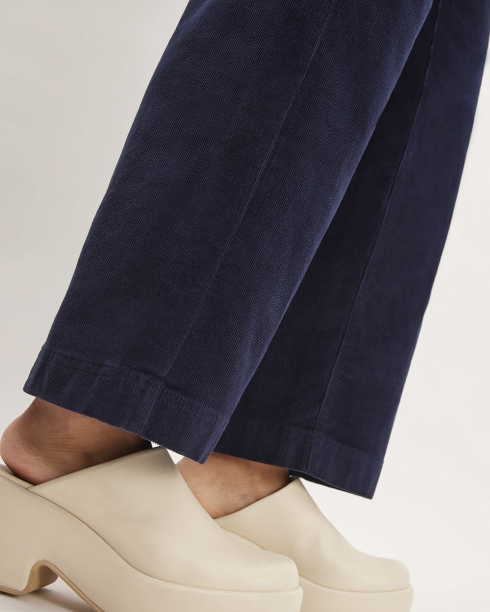 womens-cord-wide-leg-pant-navy