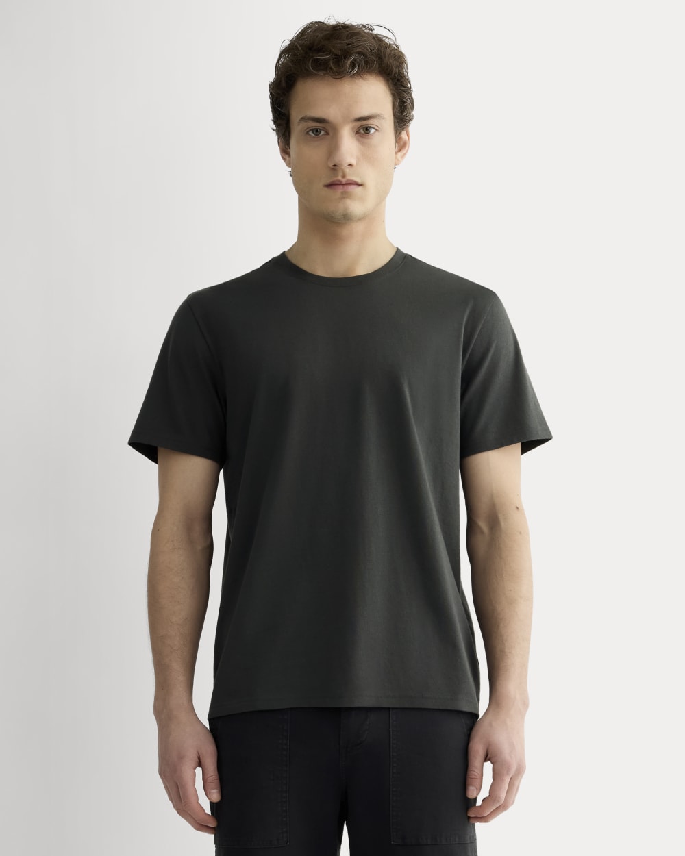 mens-essential-organic-crew-uniform-wash-black | primary