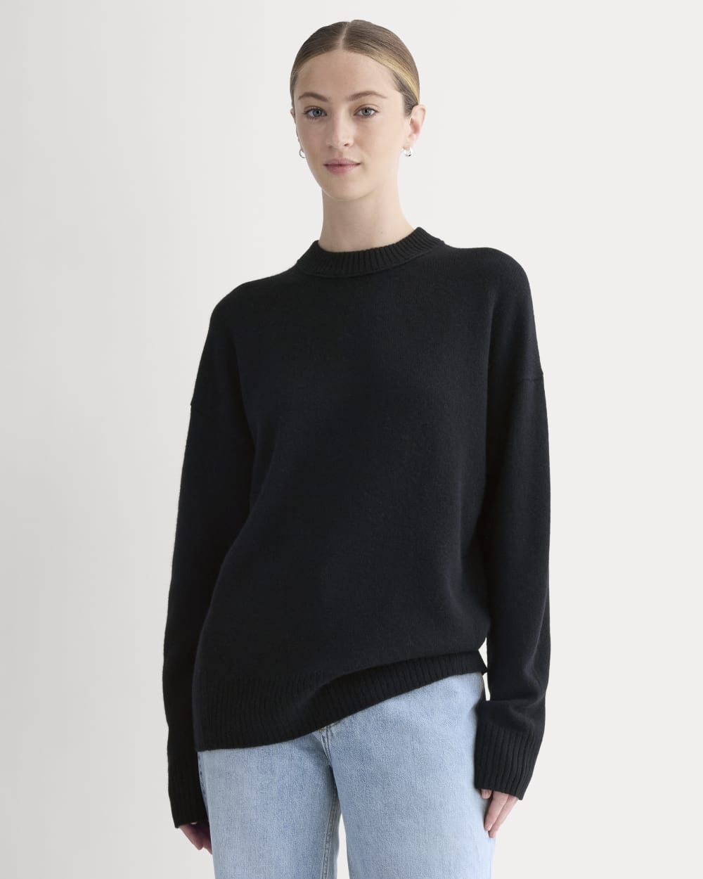 womens-cashmere-boyfriend-sweater-black | primary