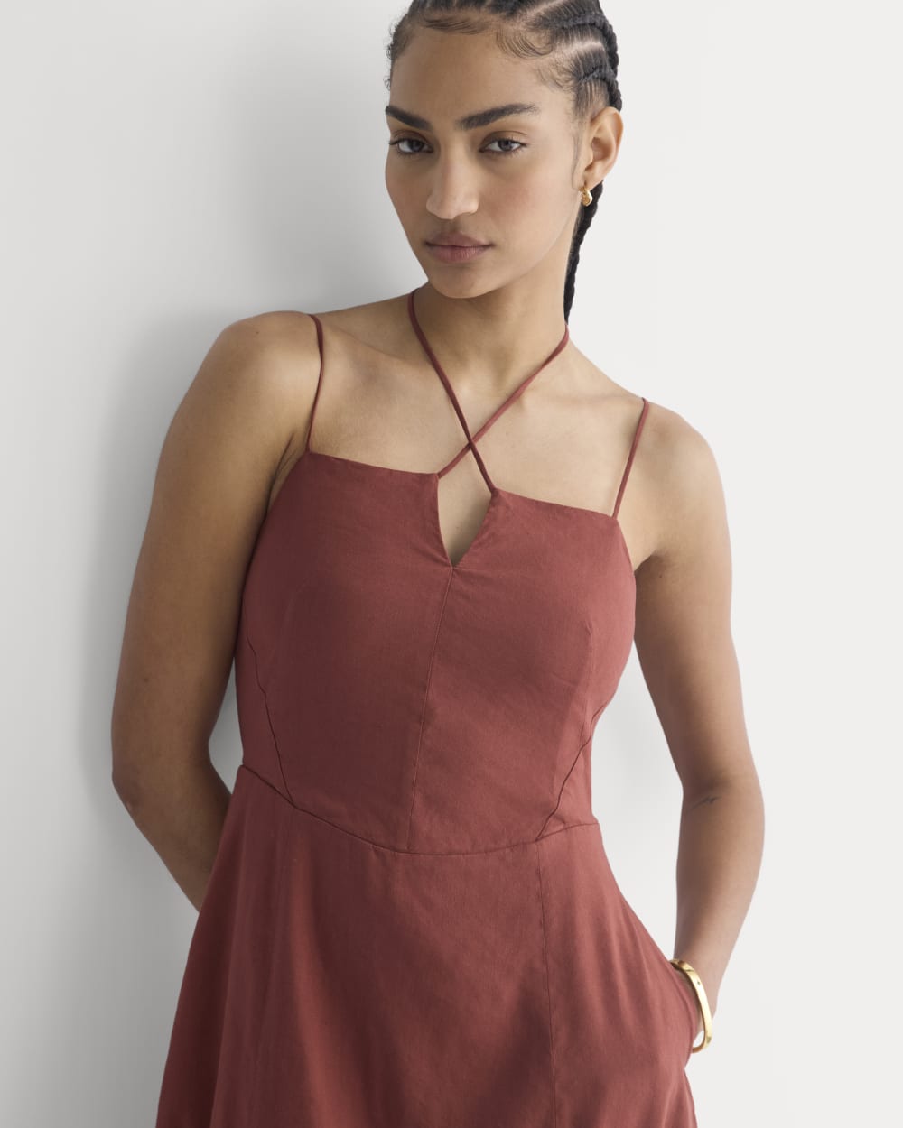 womens-tie-neck-dress-in-stretch-linen-henna-red