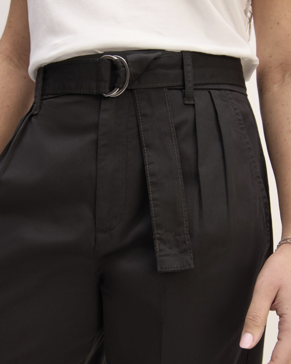 womens-pleated-wide-leg-chino-black