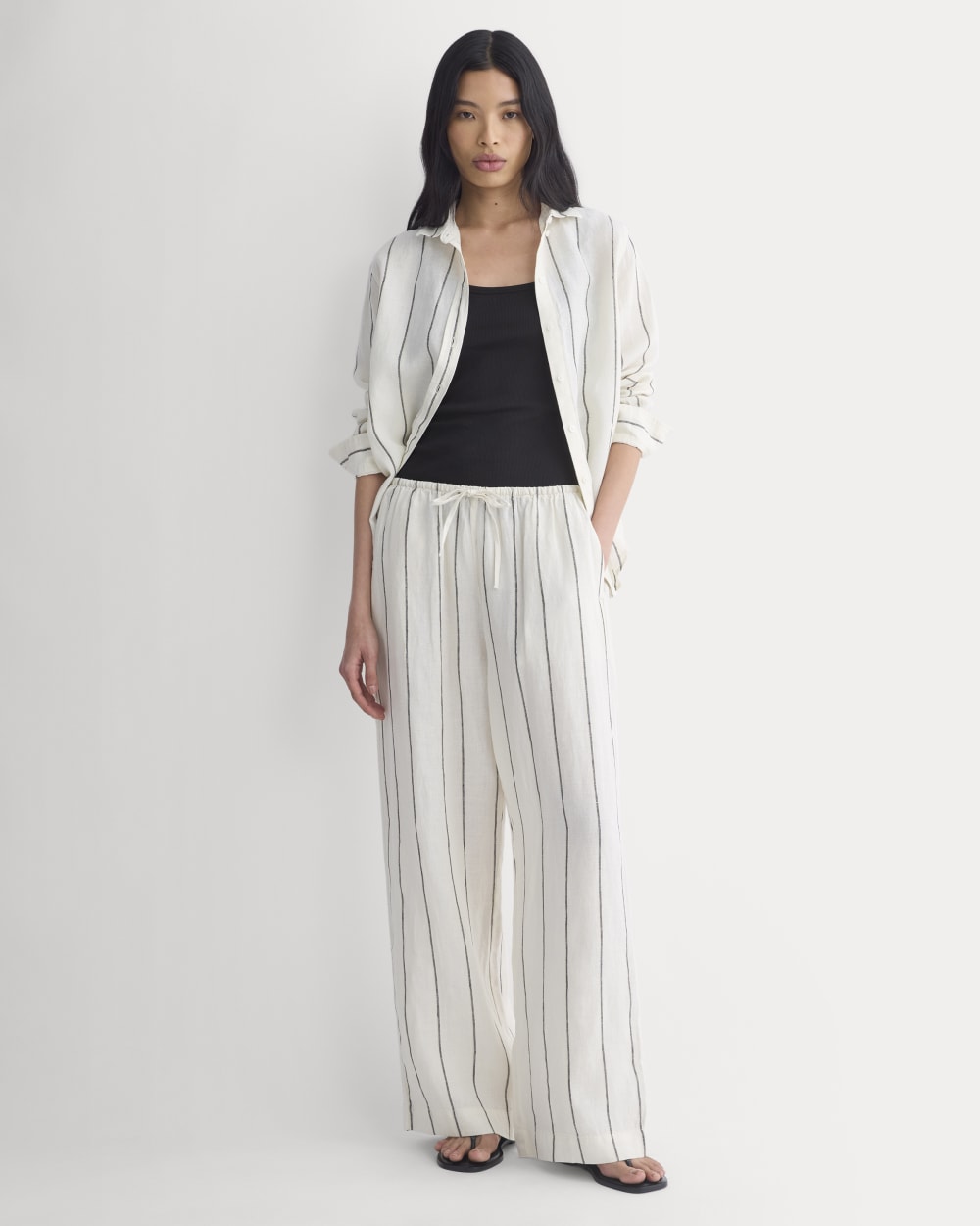 womens-drawstring-pant-in-linen-gardenia-meteorite-stripe | primary