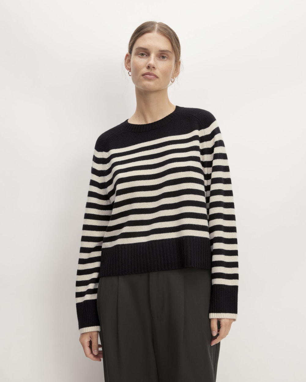 womens-cashmere-boxy-crew-sweater-black-bone | primary
