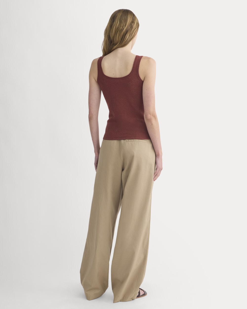womens-lace-trimmed-tank-in-fine-linen-henna-red